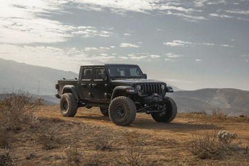 2019 Jeep Gladiator - KMC TANK BEADLOCK - Gray Wheel Pros